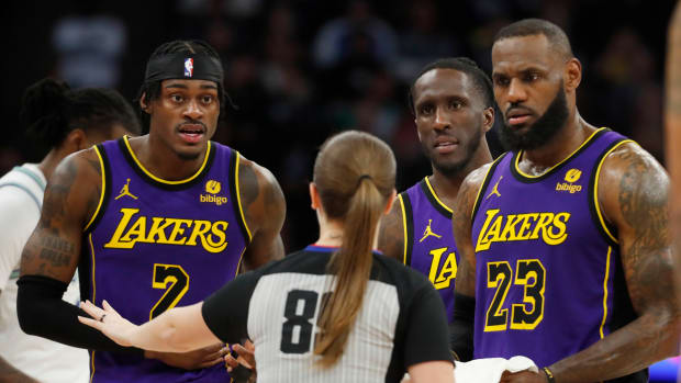 lebron james taurean prince jarred vanderbilt ref timberwolves